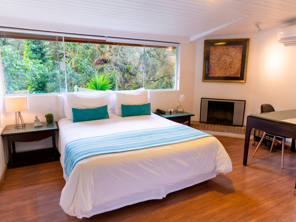 Apple com Hidro e Lareira - Pousada Apple House